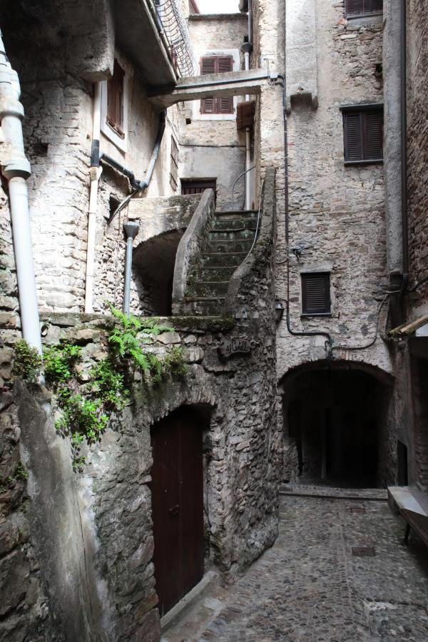 Villa La Casa Degli Alberi Dolceacqua Exterior foto